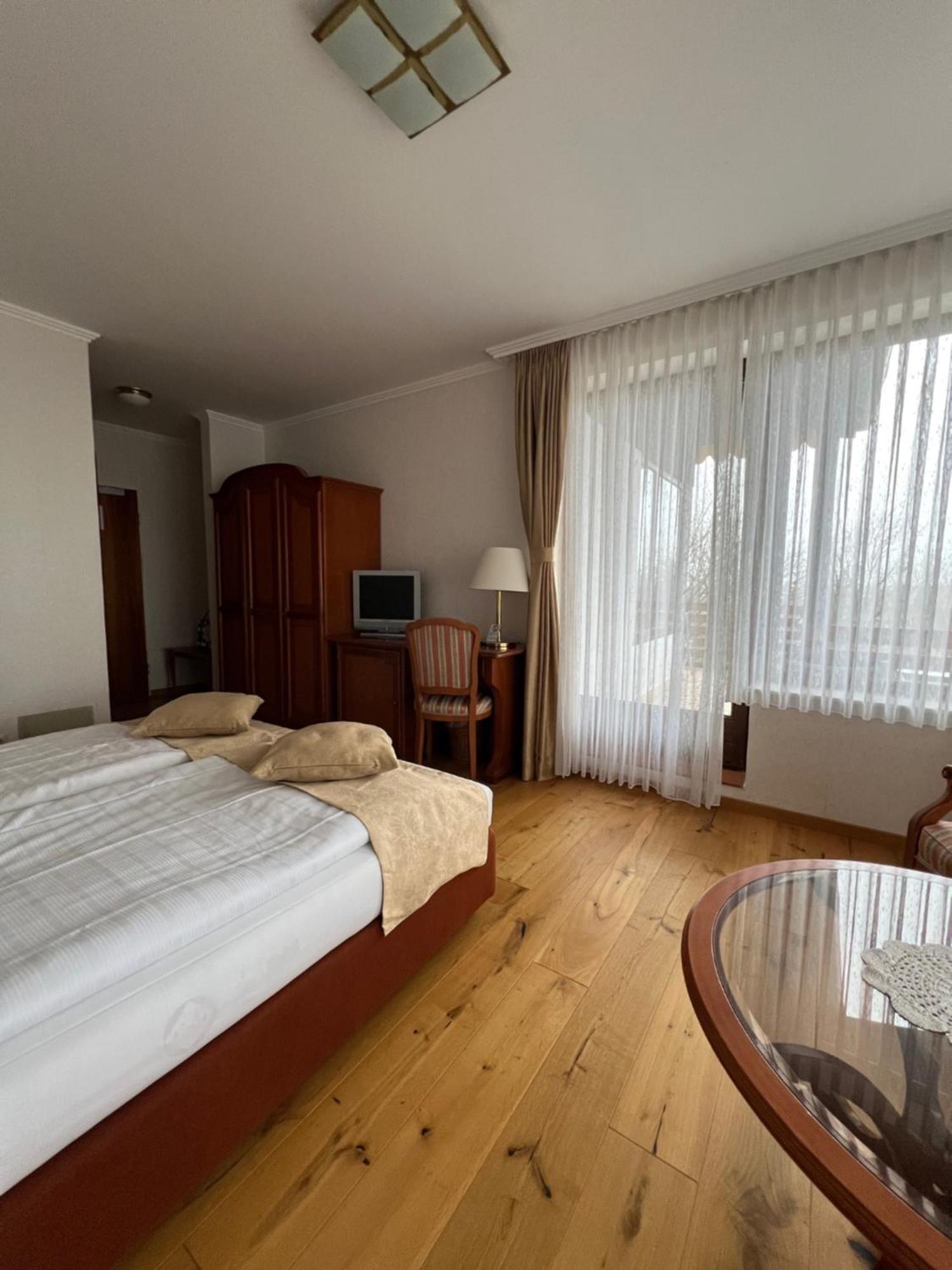 Parkhotel Maasberg Bad Sobernheim Eksteriør bilde